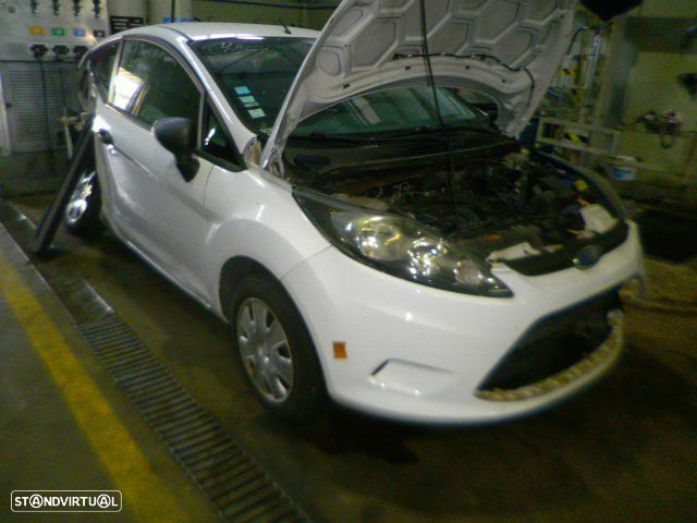 Carro MOT: STJA CXVEL: 8A6R7002JA   IB5 FORD FIESTA 6 2009 1.25I 60CV 3P BRANCO GASOLINA - 4