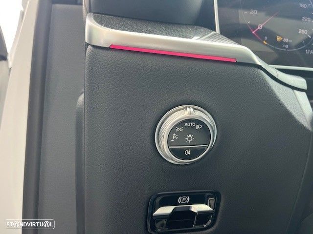 Mercedes-Benz GLC 300 - 23