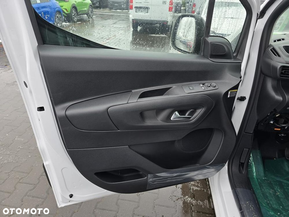 Peugeot Partner Van - 9