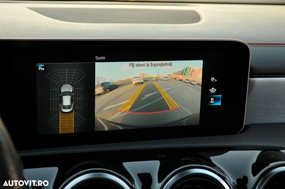 Mercedes-Benz CLA 180 Shooting Brake 7G-DCT AMG Line - 19