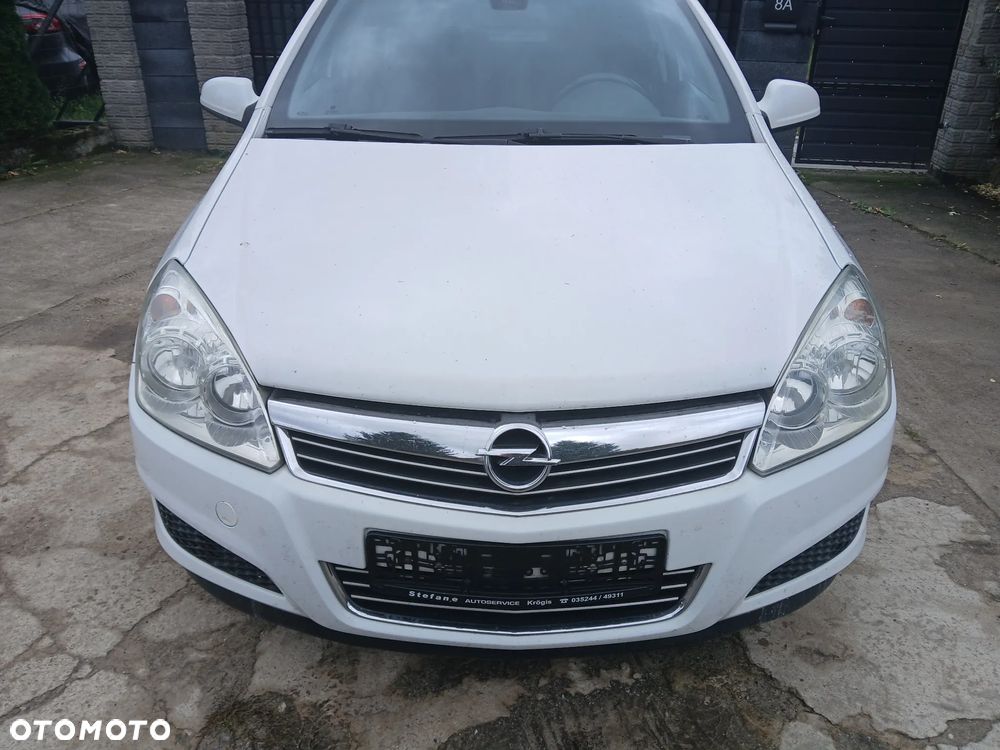 Opel Astra - 1