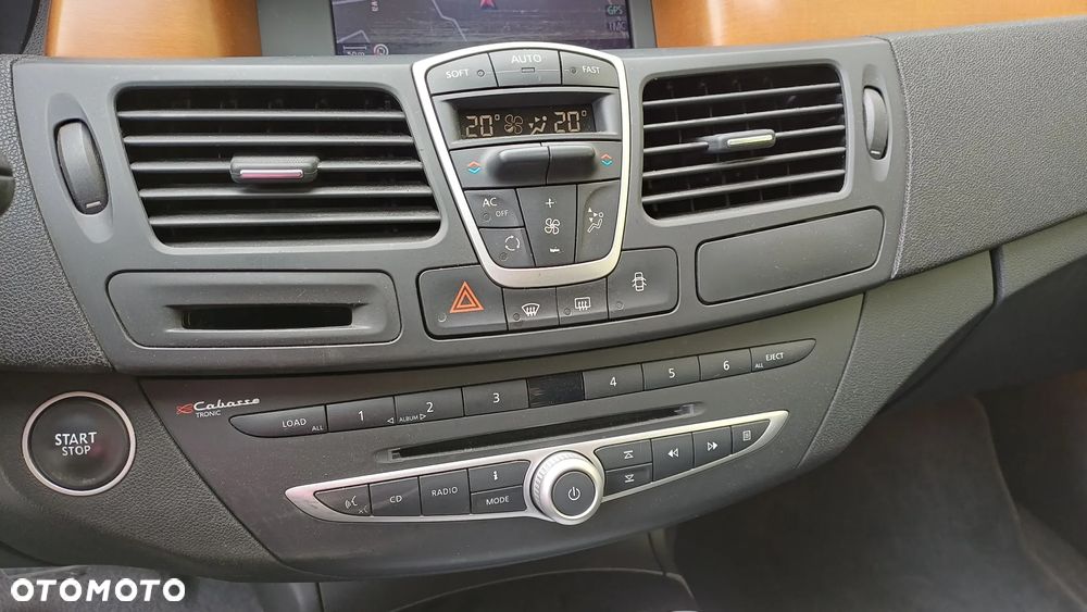 Renault Laguna 2.0 DCi FAP Initiale - 13
