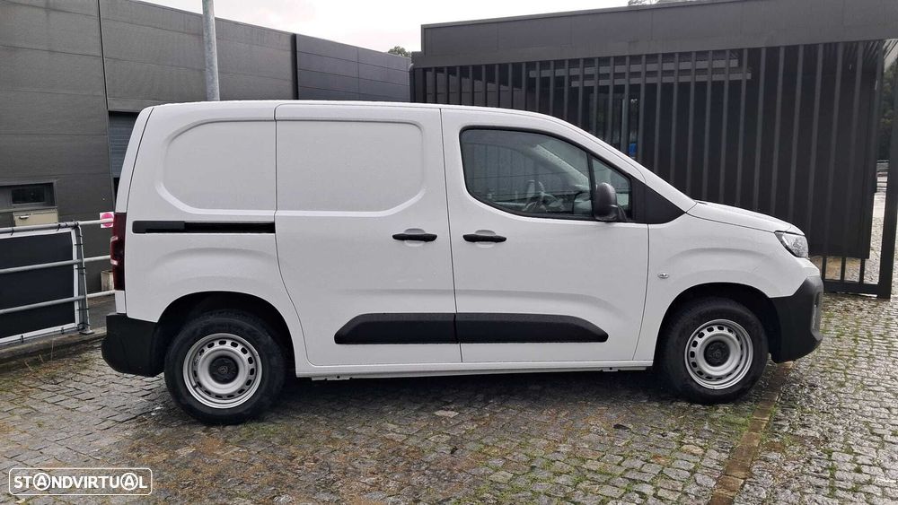 Peugeot Partner 1.5 BlueHDi M Pro Skill - 4