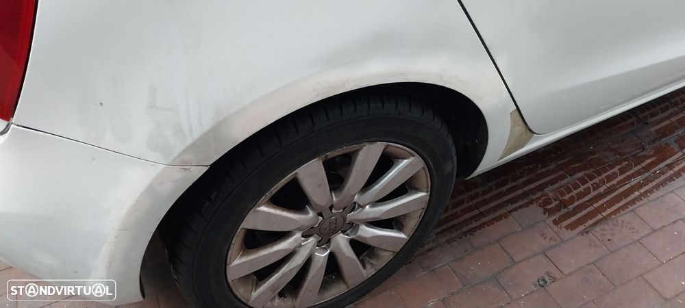 Audi A1 Sportback 1.6 TDI Admired - 10