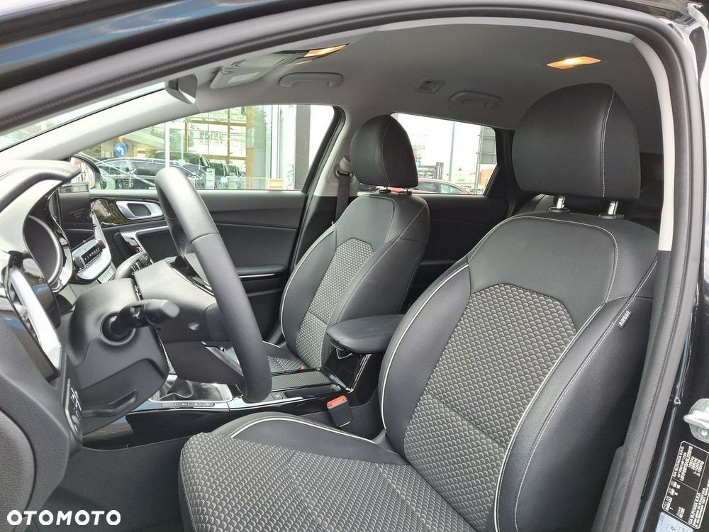 Kia Ceed 1.5 T-GDI Tribute - 11