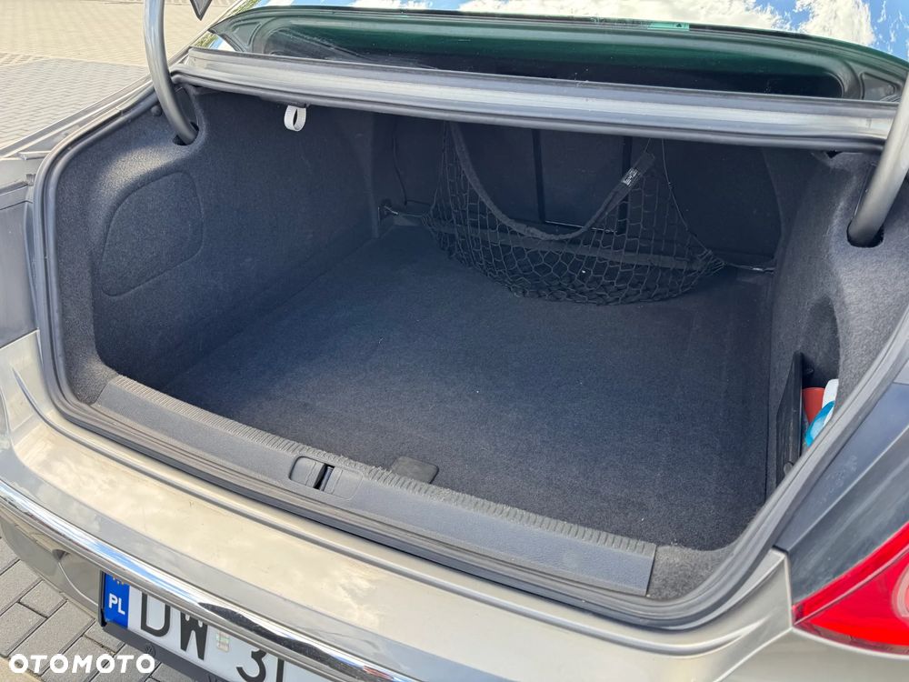 Volkswagen Passat CC - 8