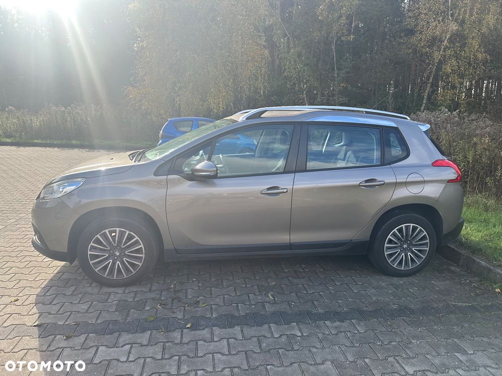 Peugeot 2008 1.2 VTi/Pure Tech Active - 2