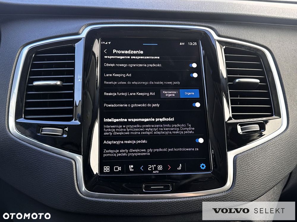 Volvo XC 90 - 30