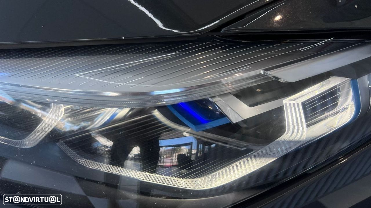 BMW 840 d xDrive Pack M - 11