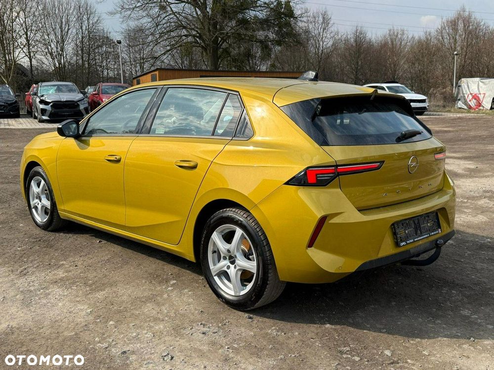 Opel Astra 1.2 Turbo Edition - 4