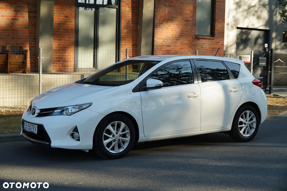 Toyota Auris 2.0 D-4D Comfort - 5