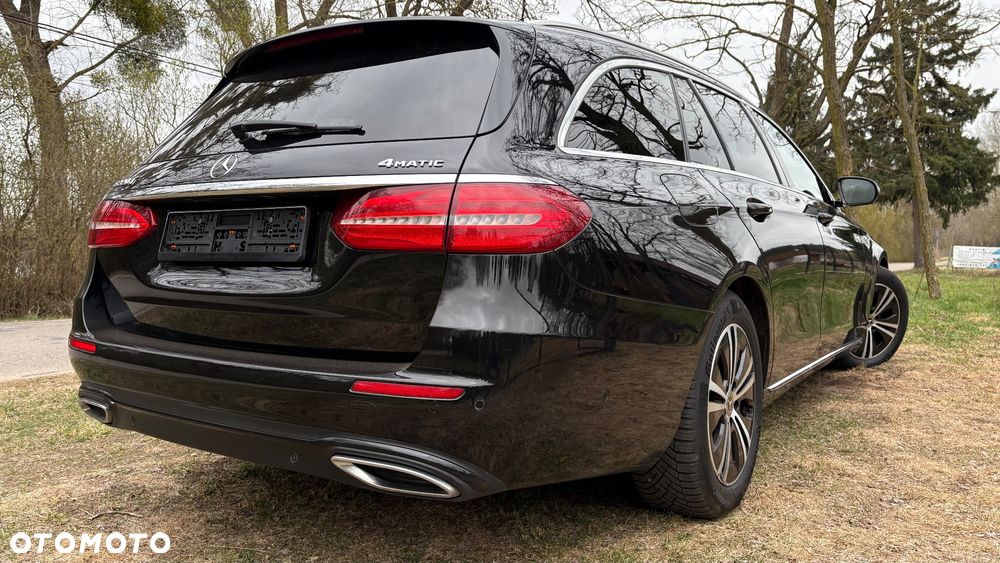 Mercedes-Benz Klasa E 220 d 4-Matic 9G-TRONIC - 5
