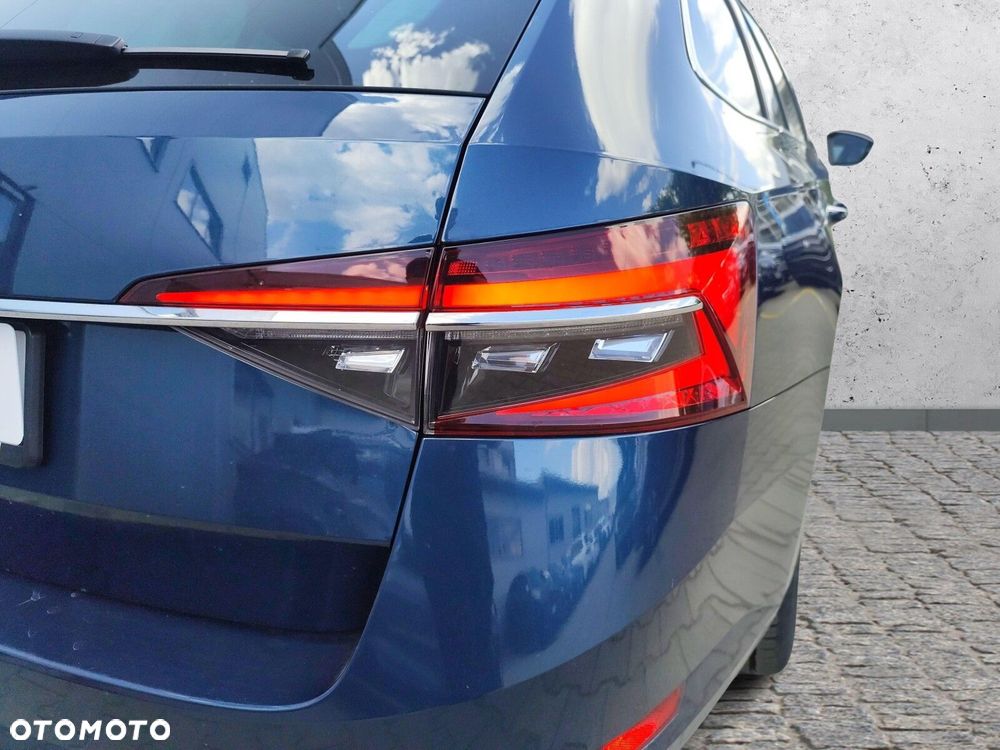 Skoda Superb 2.0 TDI SCR Style DSG - 38