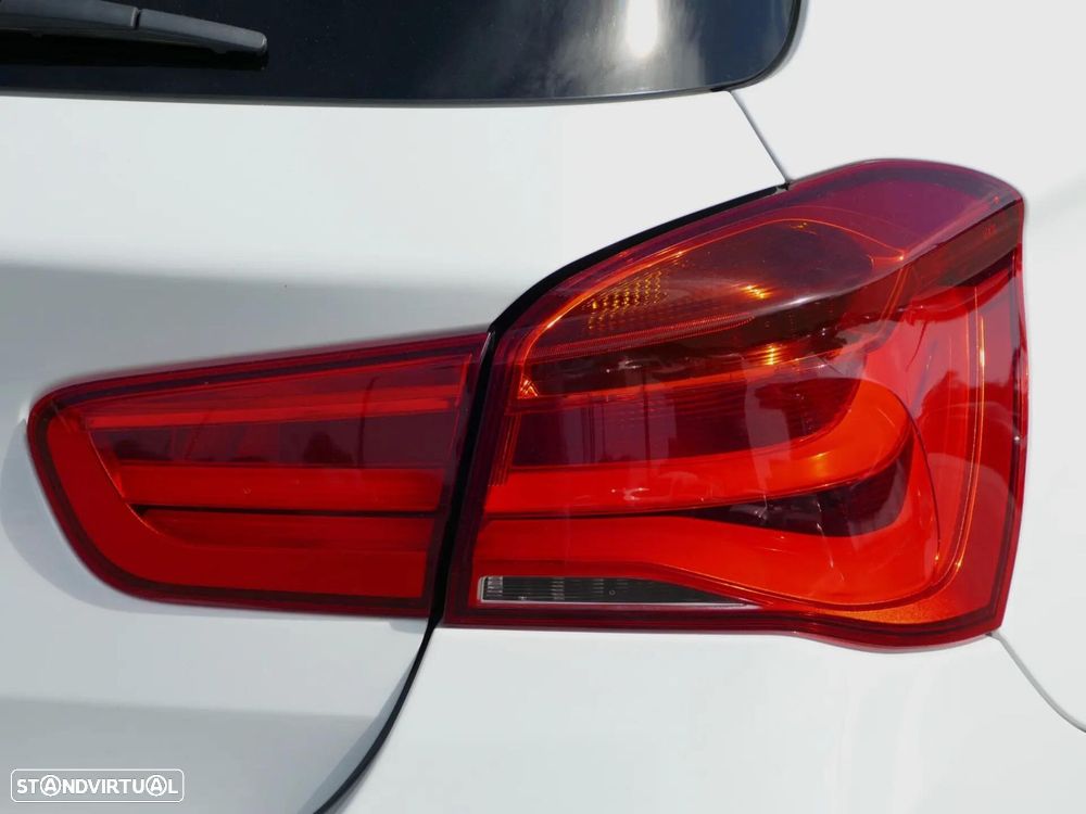 BMW 116 d Pack M - 11