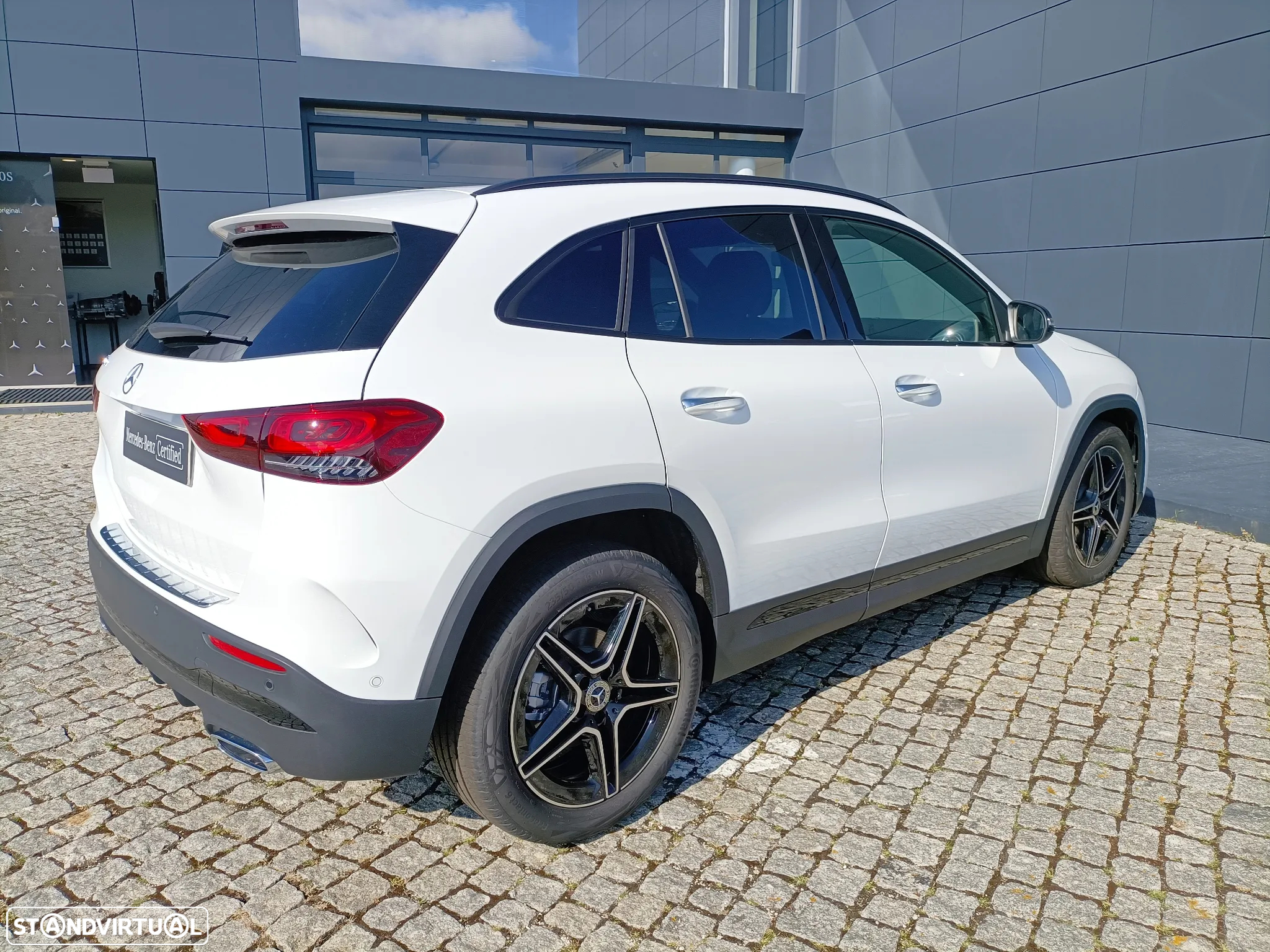 Mercedes-Benz GLA 180 d AMG Line - 6