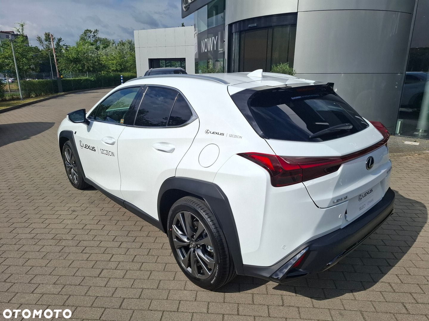 Lexus UX - 3