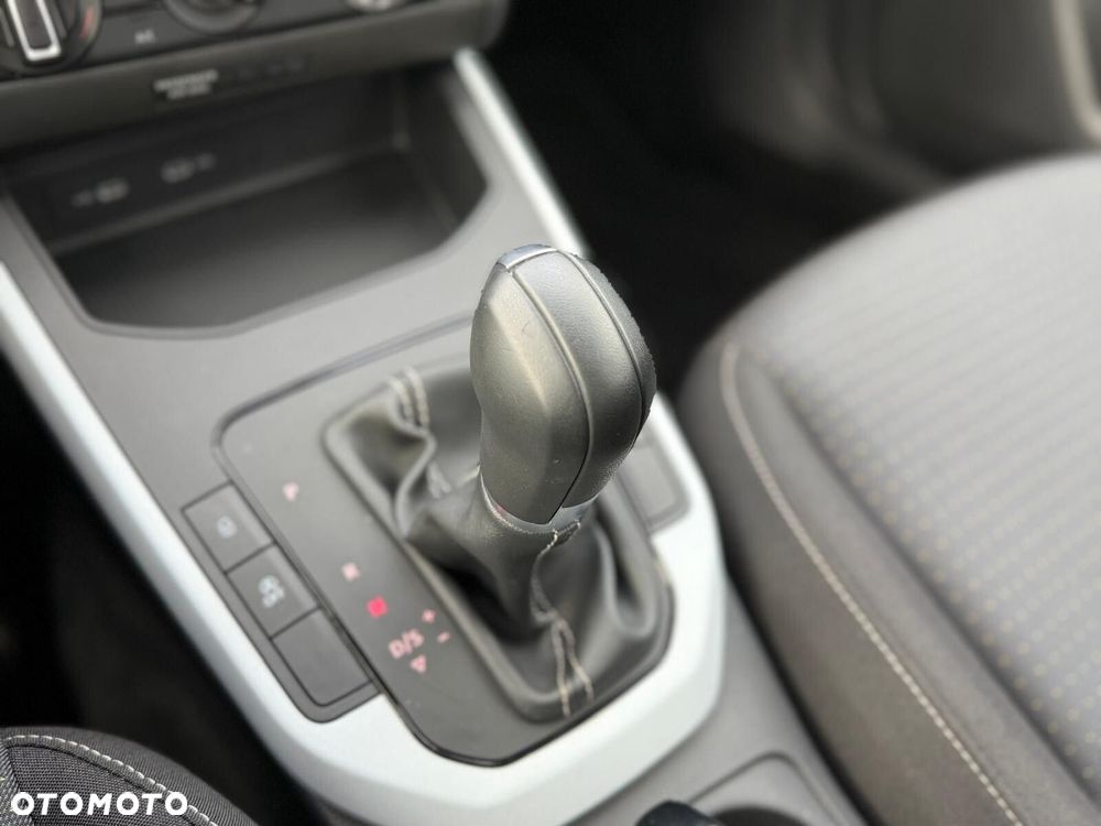 Seat Arona 1.0 TSI Style S&S DSG - 25