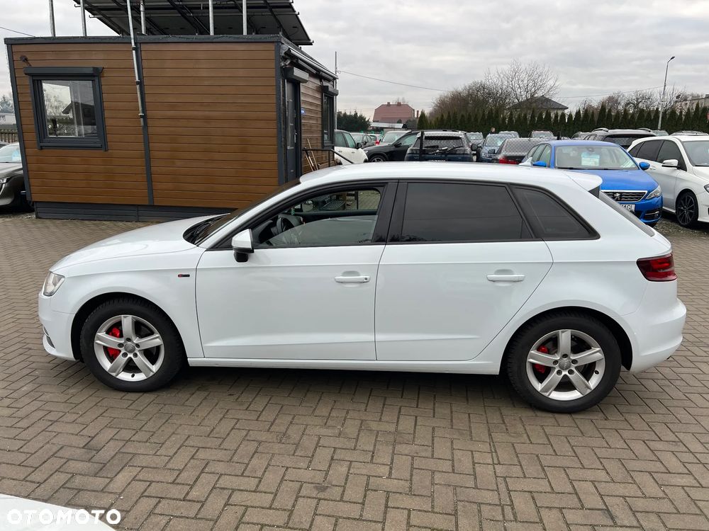 Audi A3 Sportback - 5