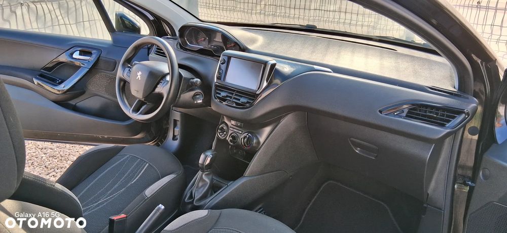 Peugeot 208 82 VTI Active - 9