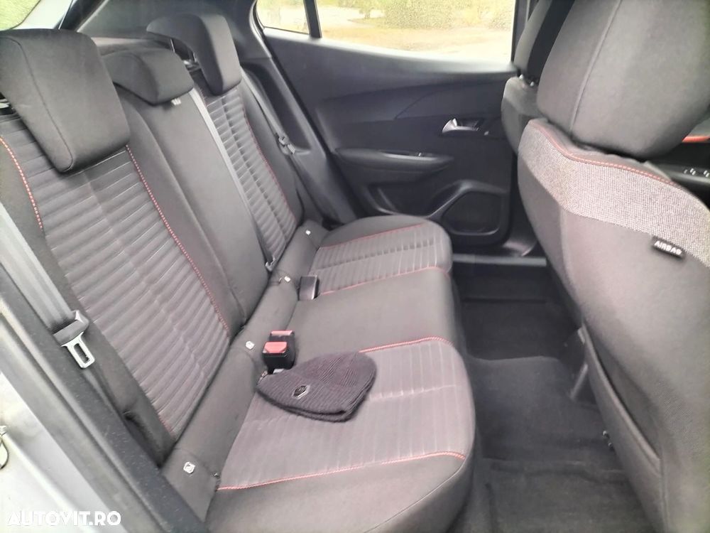 Peugeot 2008 1.5 BlueHDI STT EAT8 Allure - 15