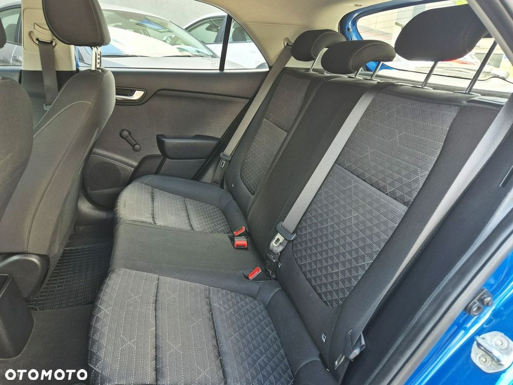 Kia Rio 1.2 M - 29