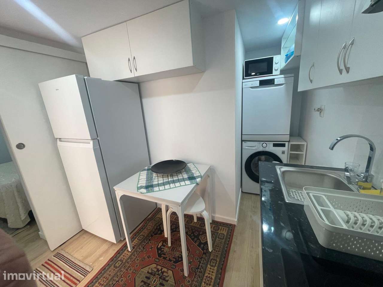 T0 remodelado e mobilado na Lapa – pronto a habitar 900€/mês - Grande imagem: 3/7