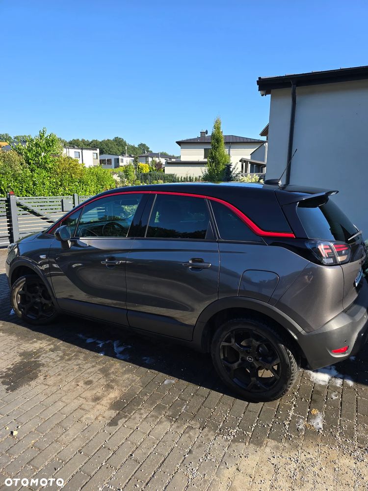 Opel Crossland 1.2 T GS Line - 14