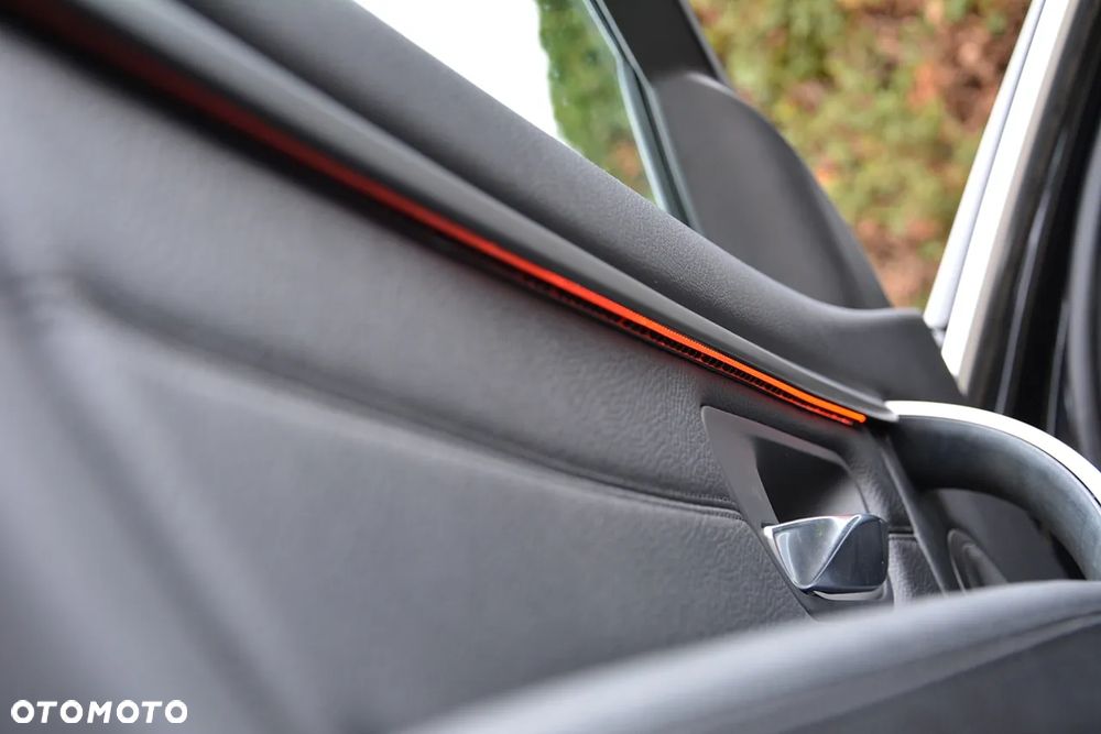 BMW Seria 3 320d - 22