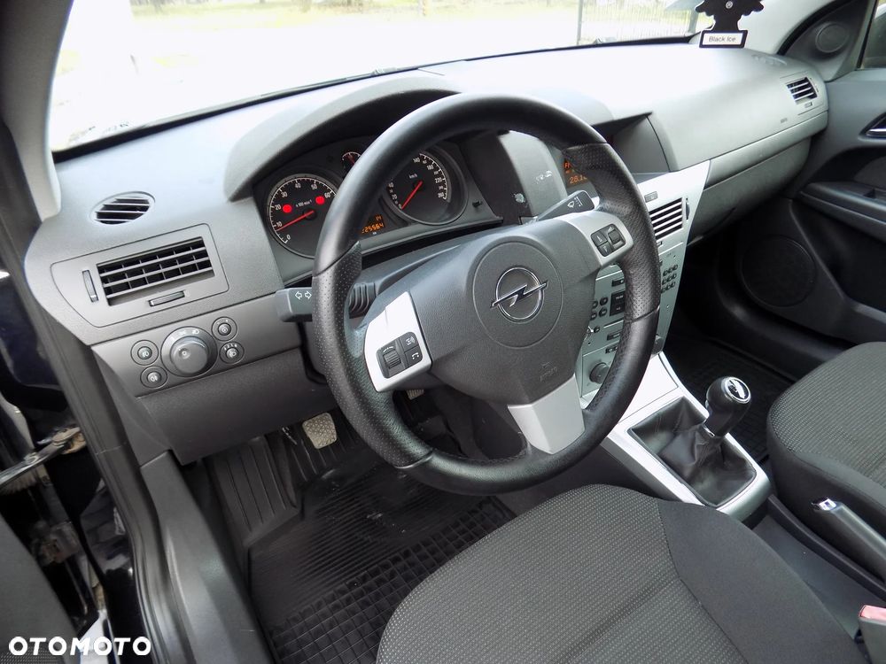 Opel Astra - 10