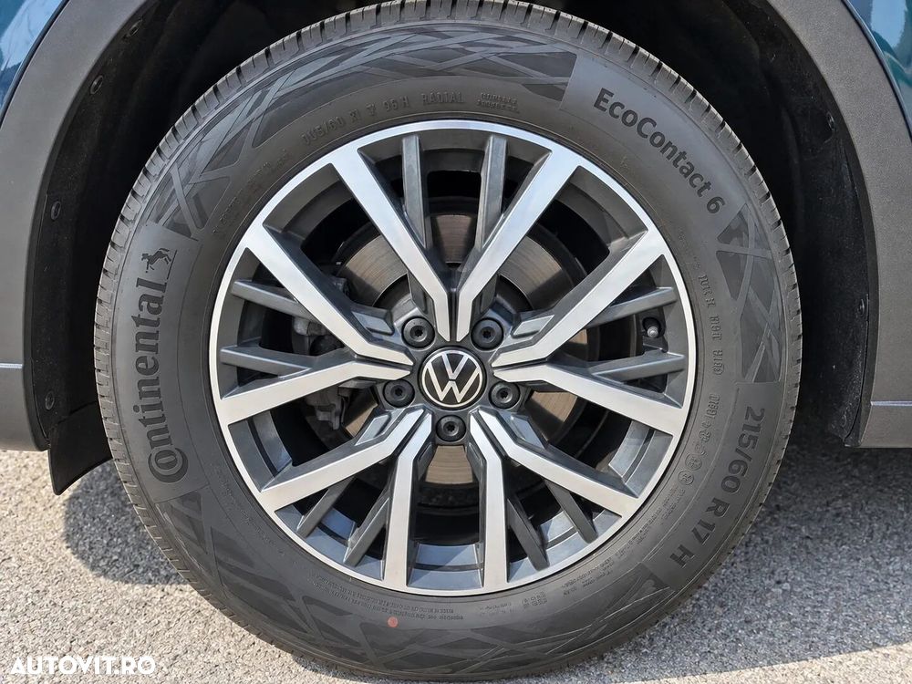 Volkswagen Tiguan - 21
