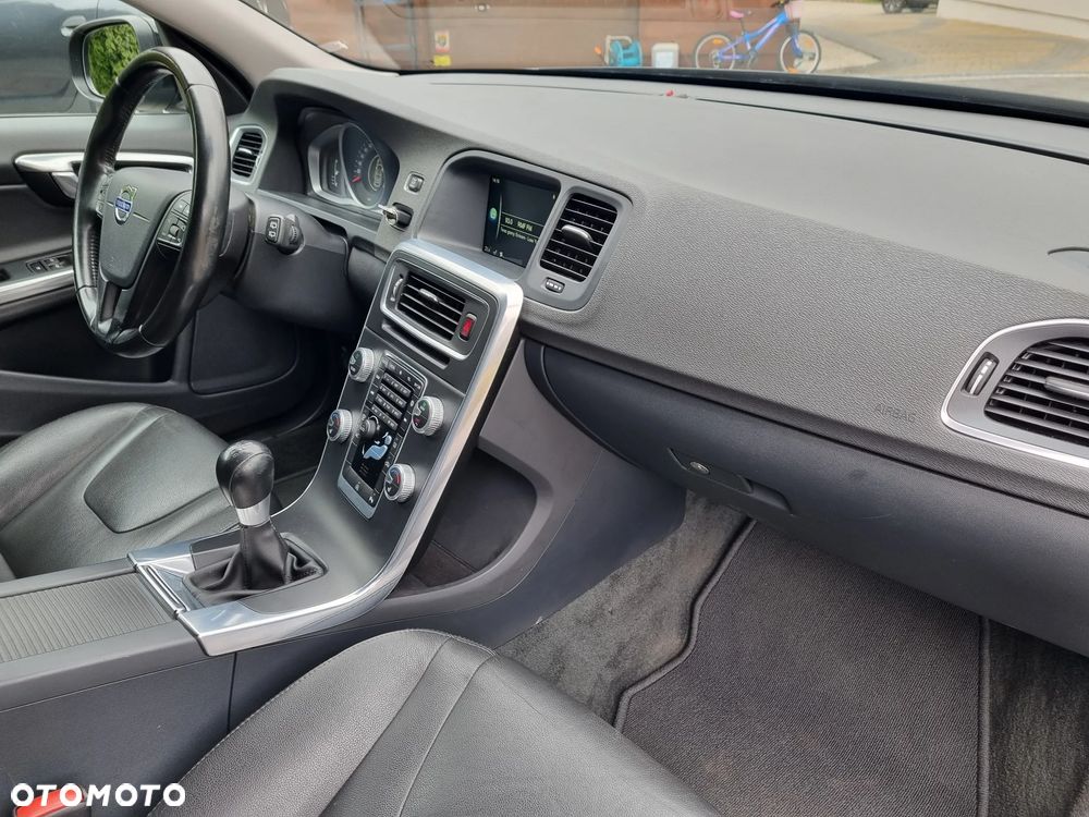 Volvo V60 DRIVe Kinetic - 23