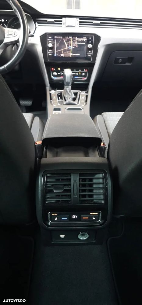 Volkswagen Passat 2.0 TDI DSG Comfortline - 14