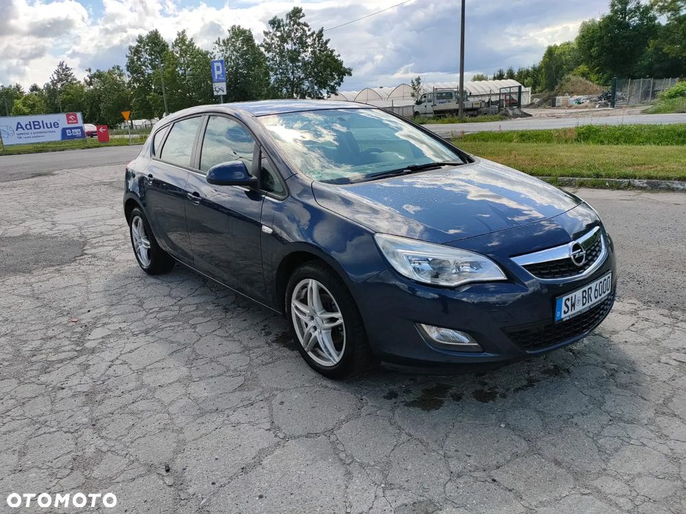 Opel Astra - 2