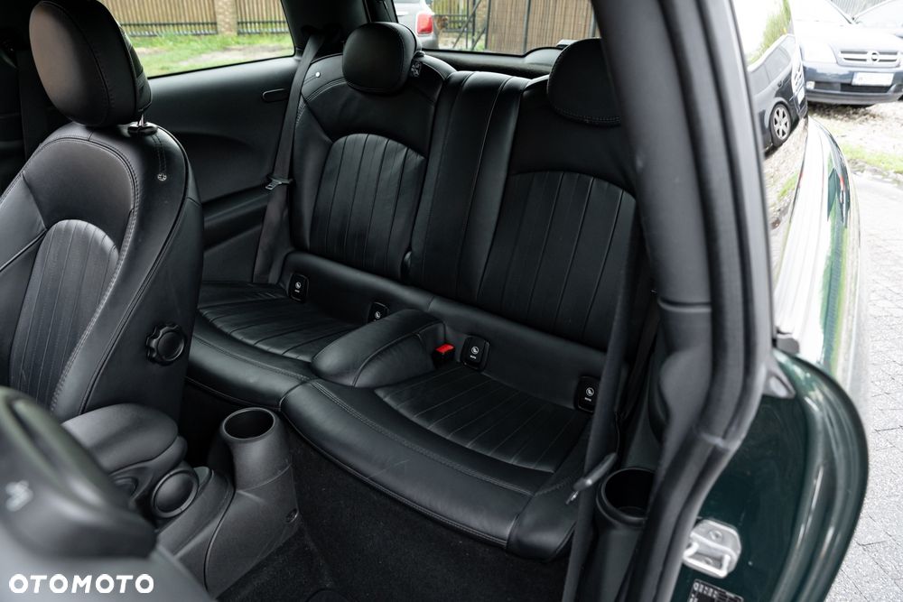 MINI Cooper S Sport-Aut - 19