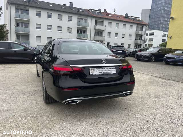Mercedes-Benz E - 7