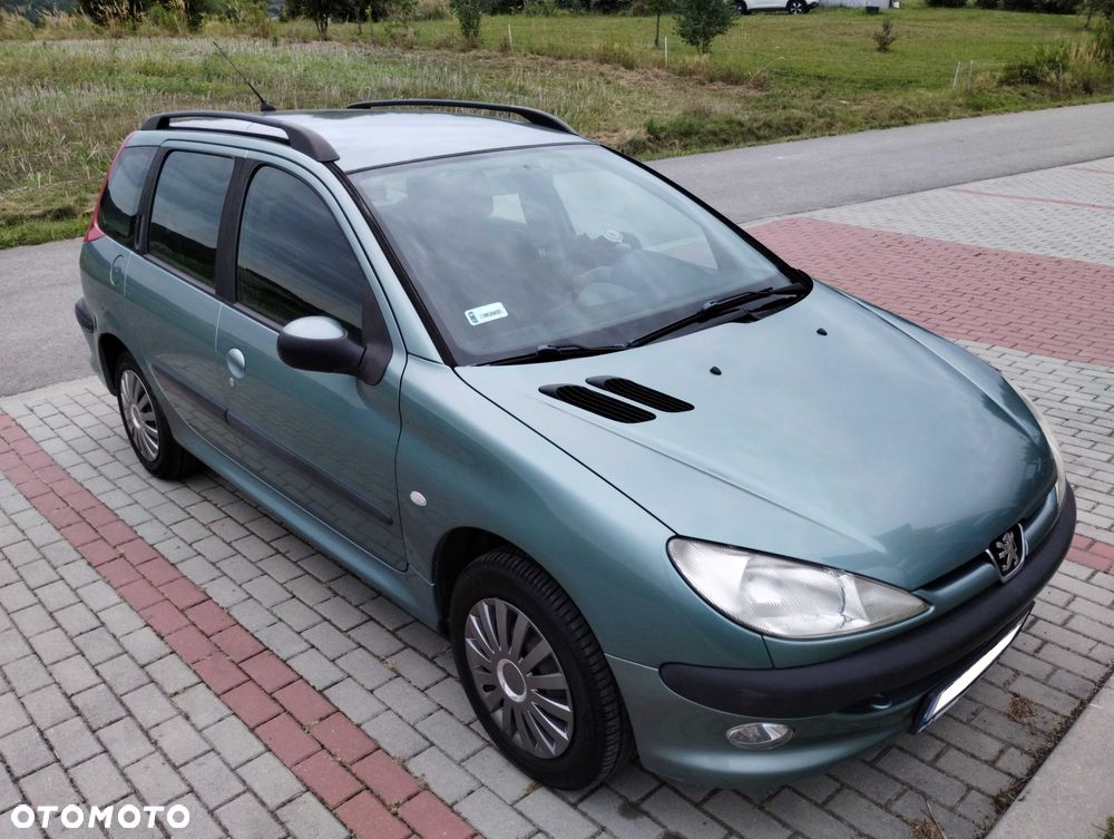 Peugeot 206 - 3