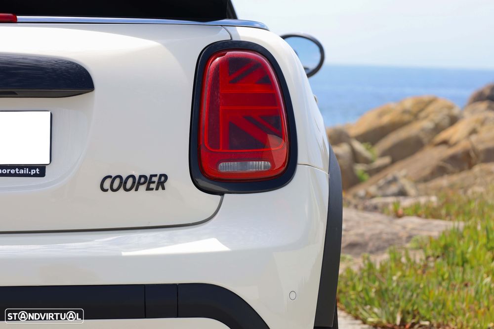 MINI Cabrio Cooper Premium First Essential Auto - 13