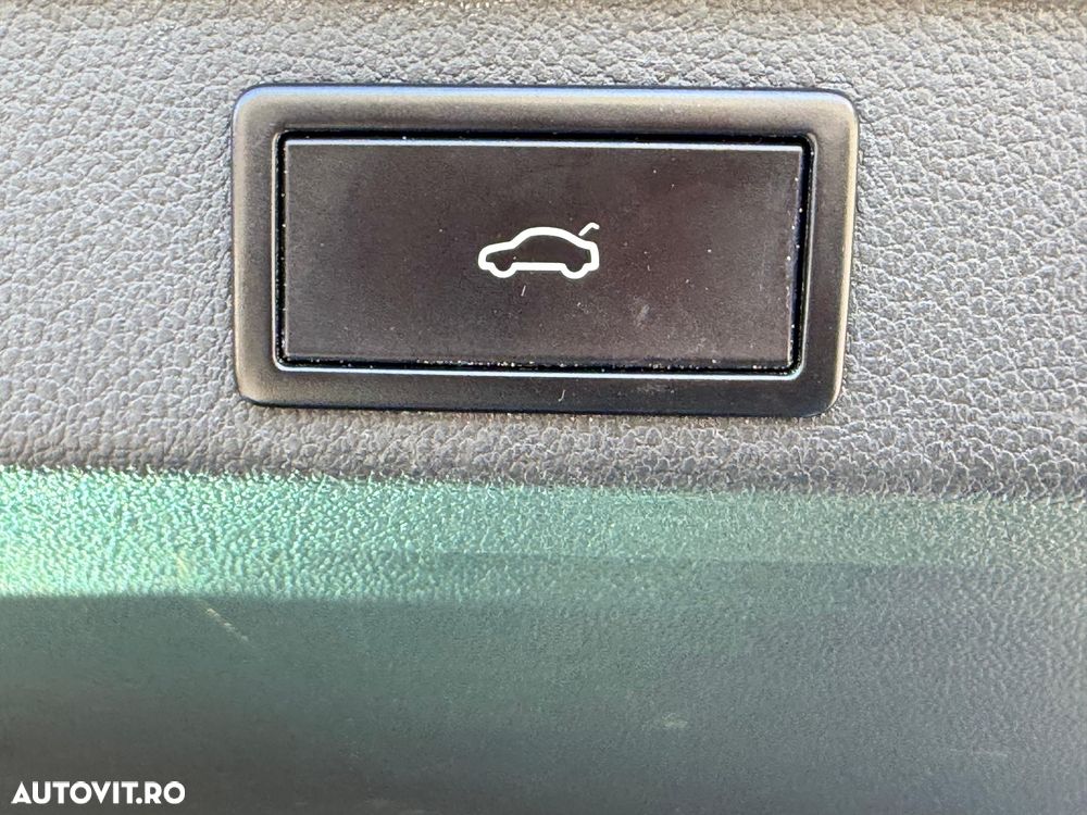 Skoda Superb 2.0 TDI DSG L&K - 27