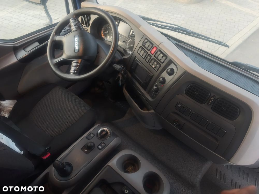 DAF LF 18.320 Kontener 20 palet - 4