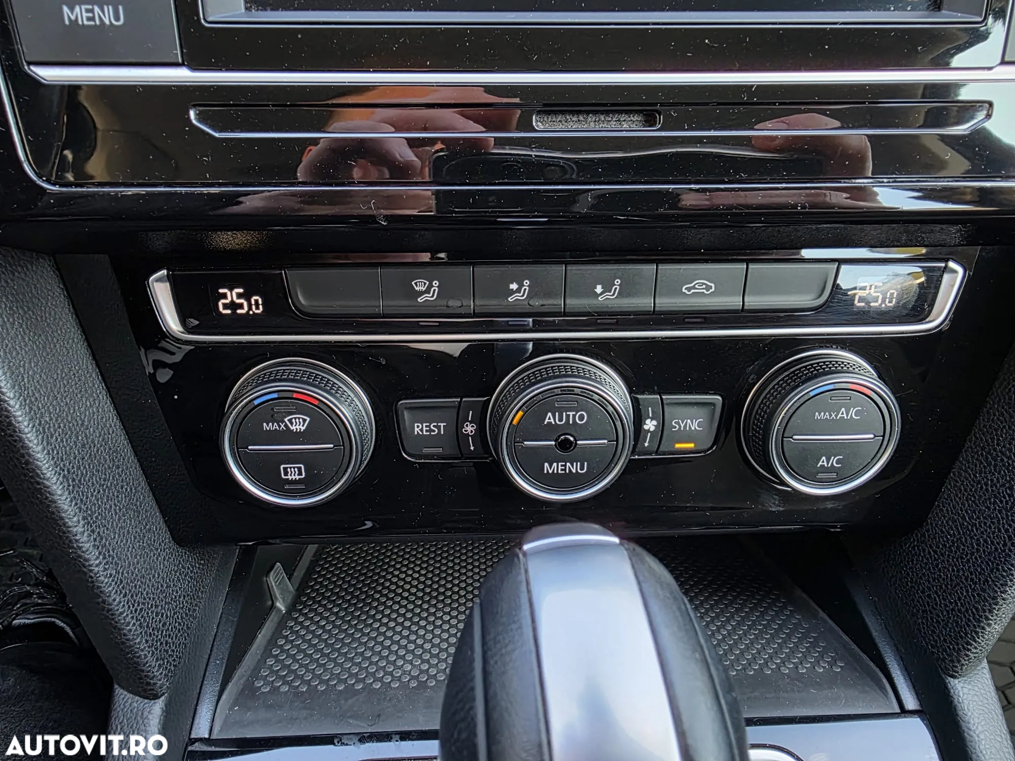 Volkswagen Passat - 18
