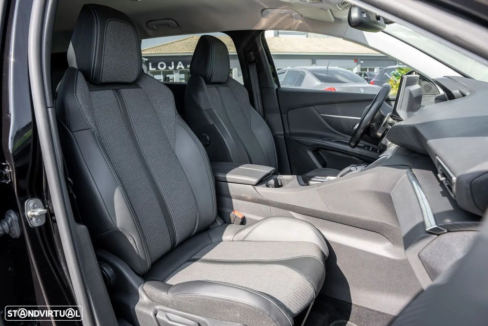 Peugeot 5008 1.5 BlueHDi Allure EAT8 - 13