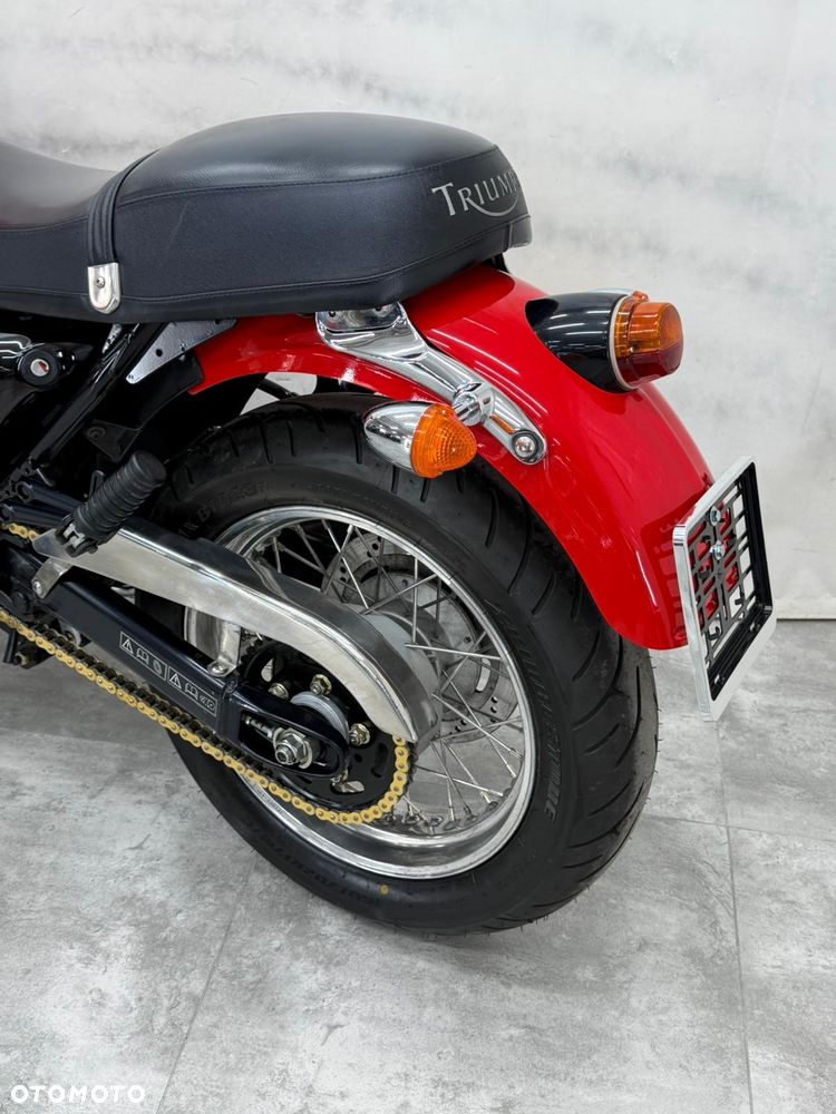 Triumph Thunderbird - 28