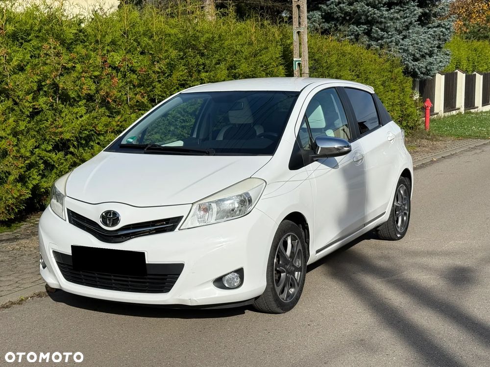Toyota Yaris 1.33 Selection Passion - 2