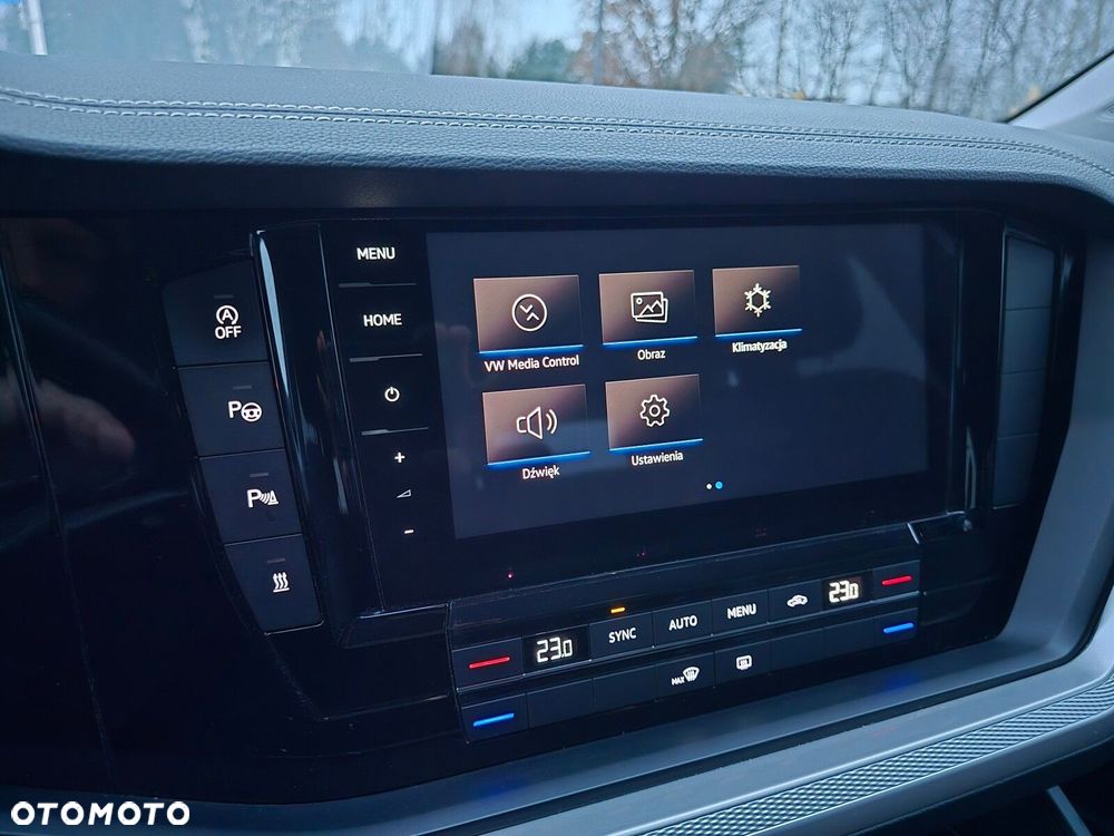 Volkswagen Touareg - 23