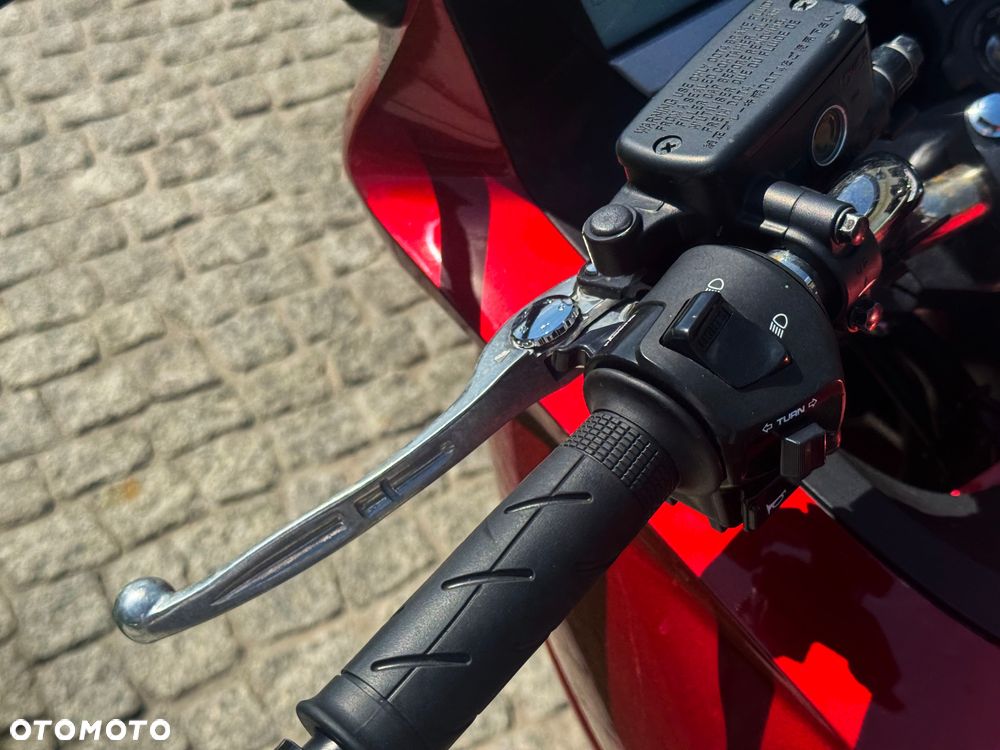 Honda CBF - 25