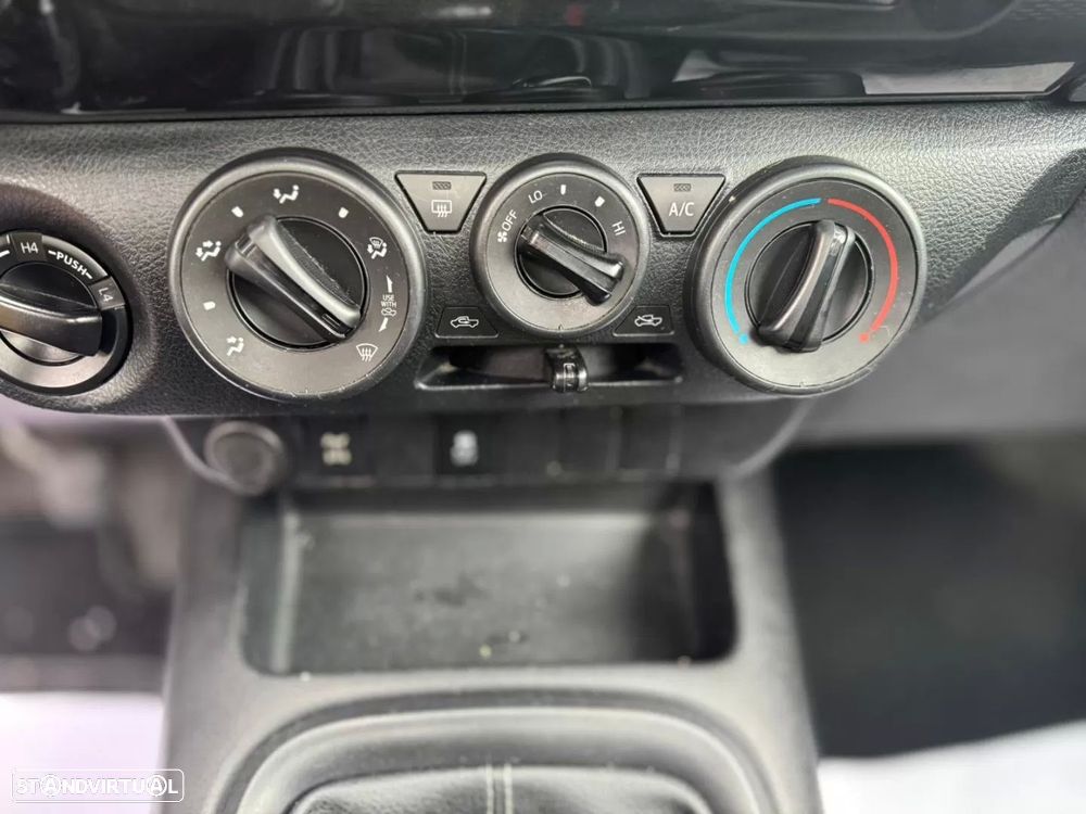 Toyota hilux 2.4 d-4d 4wd cs ch - 7