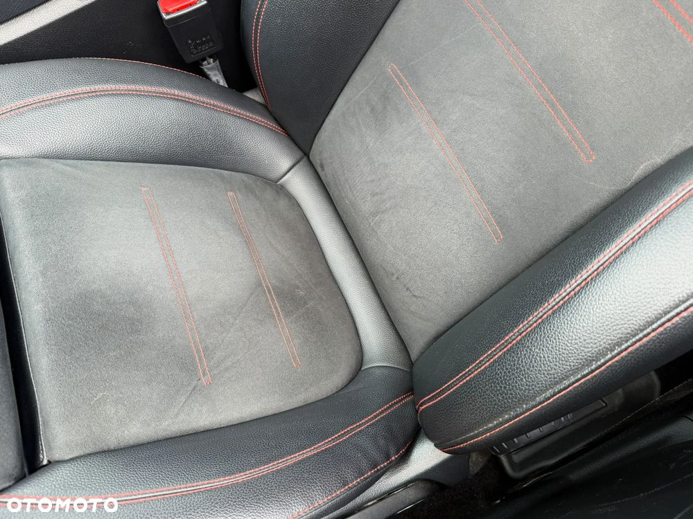Mercedes-Benz Klasa A 180 d AMG Line 8G-DCT - 23