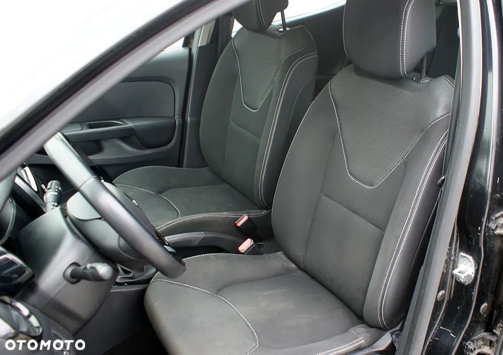 Renault Clio - 11