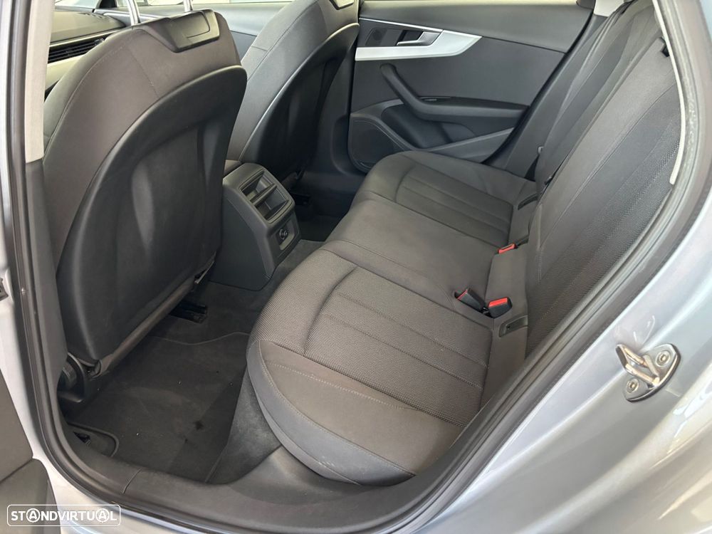 Audi A4 Avant 35 TDI Advanced S tronic - 10