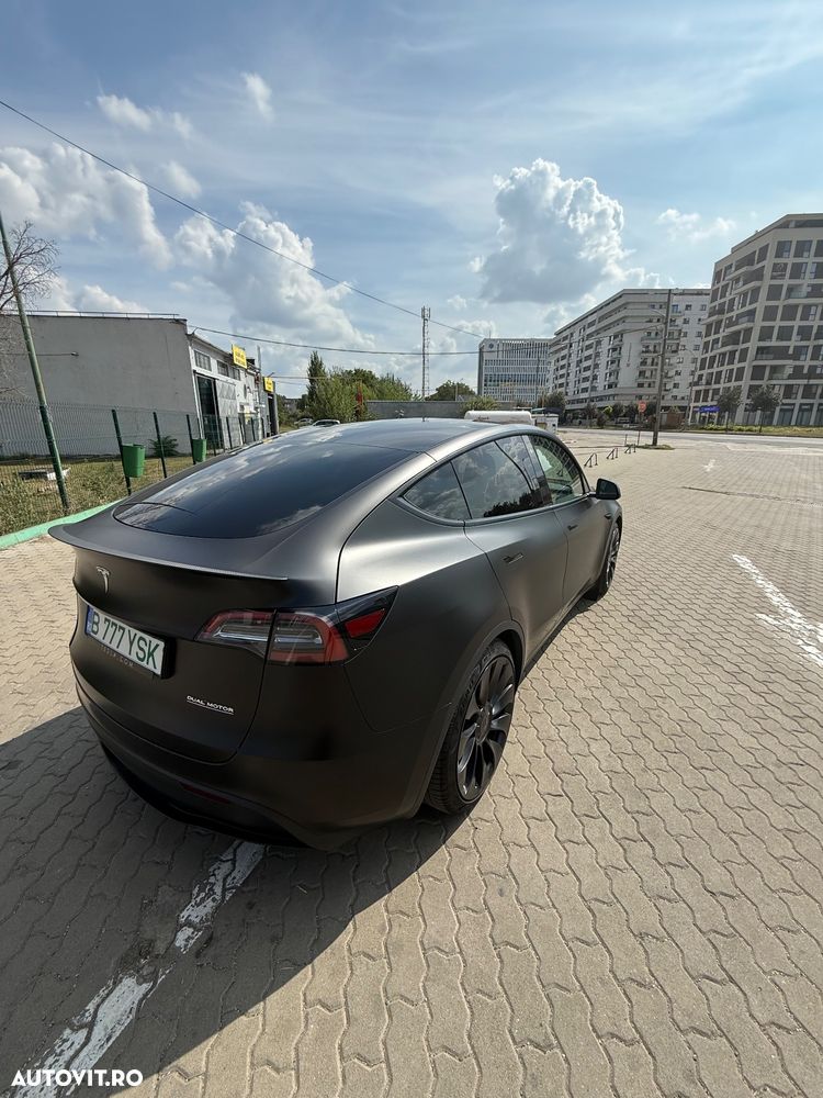 Tesla Model Y Performance - 7